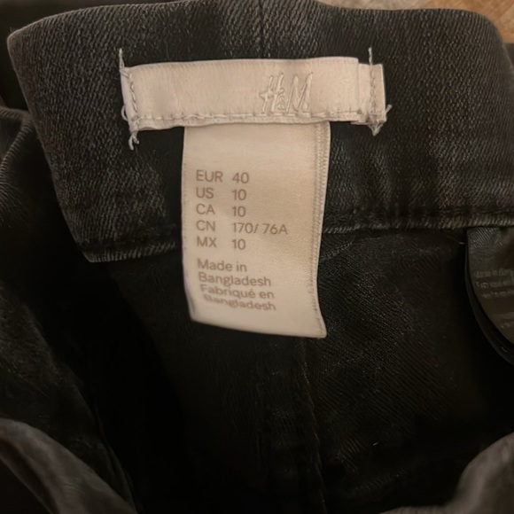 H&M Skinny Dark Grey Slight Fade Black Denim Jeans Jeggings - Picture 8 of 9